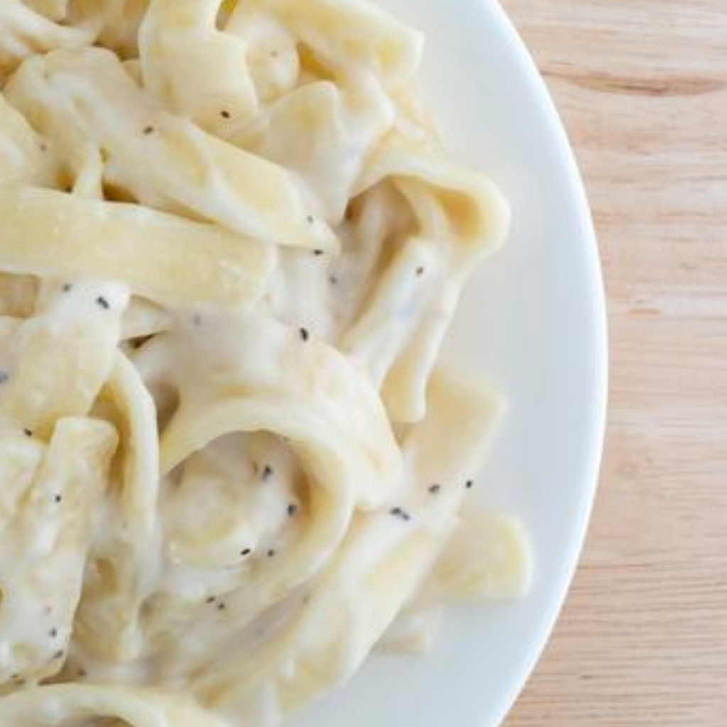 Creamy Fettuccine Alfredo Pasta